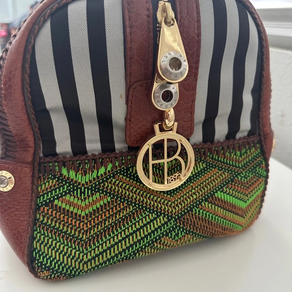 Henri Bendel B&W Plus Barrel Woven Striped Stylish Green and Brown Handbag - Picture 7 of 15